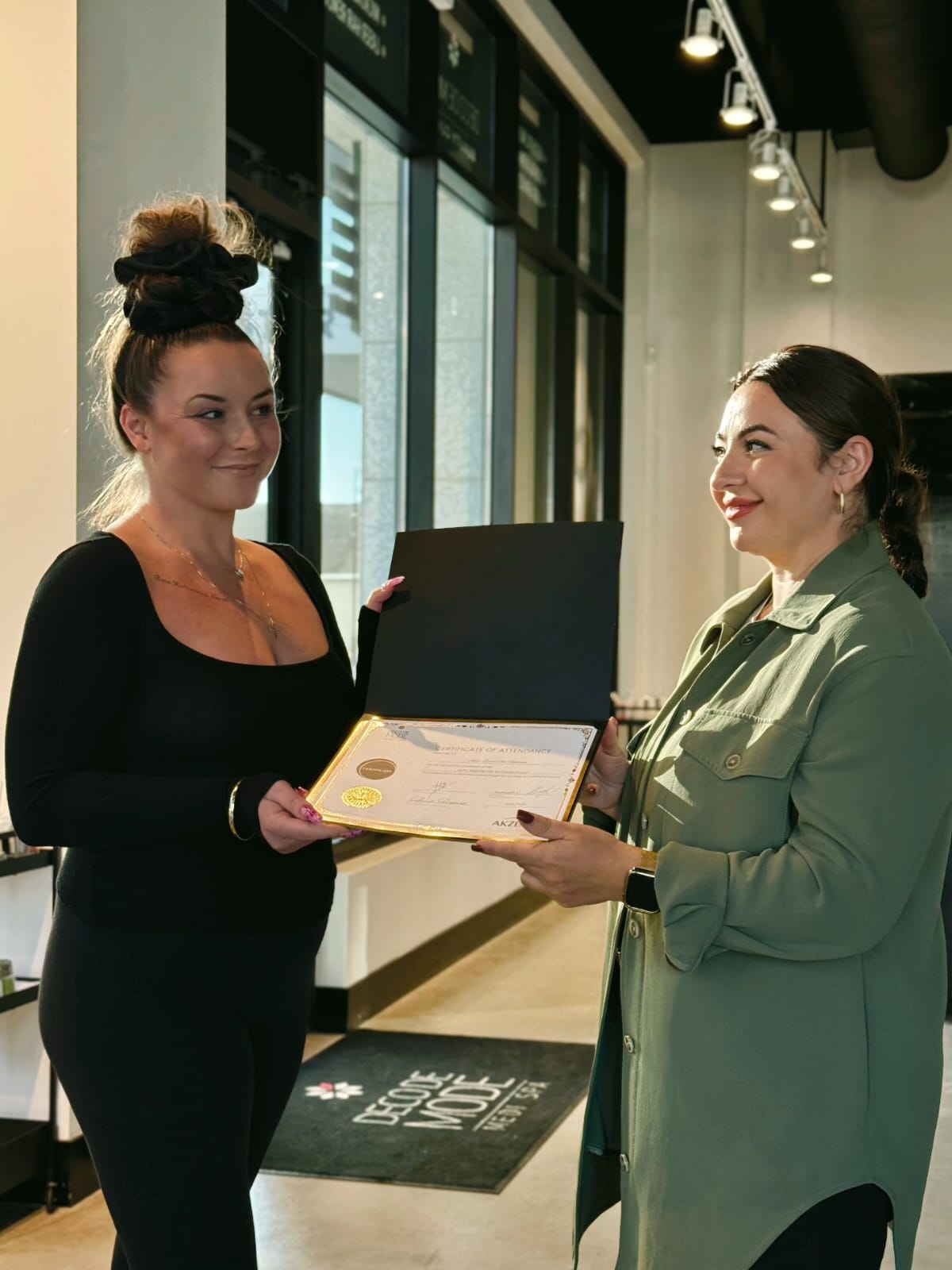 Level 1 Beginner Nail Technician Course